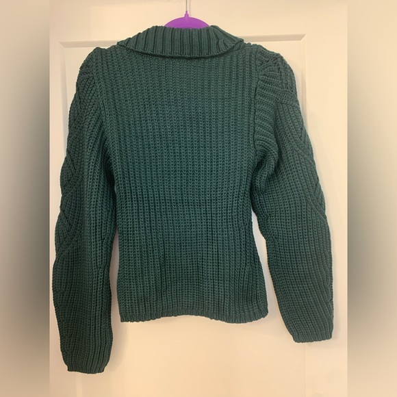 Green collared sweater. Size medium. NWTs. - Picture 6 of 6